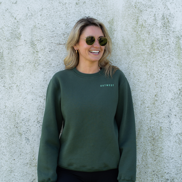 Unisex 'The Island' Peninsula Crewneck - Dark Green
