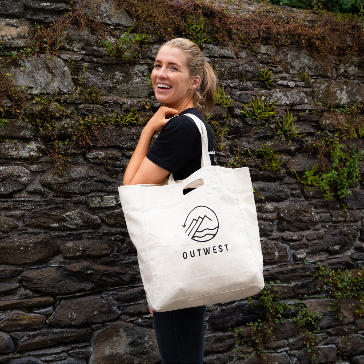 Outwest Tote Bags